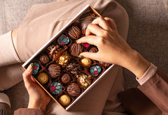 Caja de chocolates artesanales SIN AZÚCAR 350g